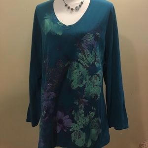 JMS Women’s long sleeve tshirt beautiful & comfy.